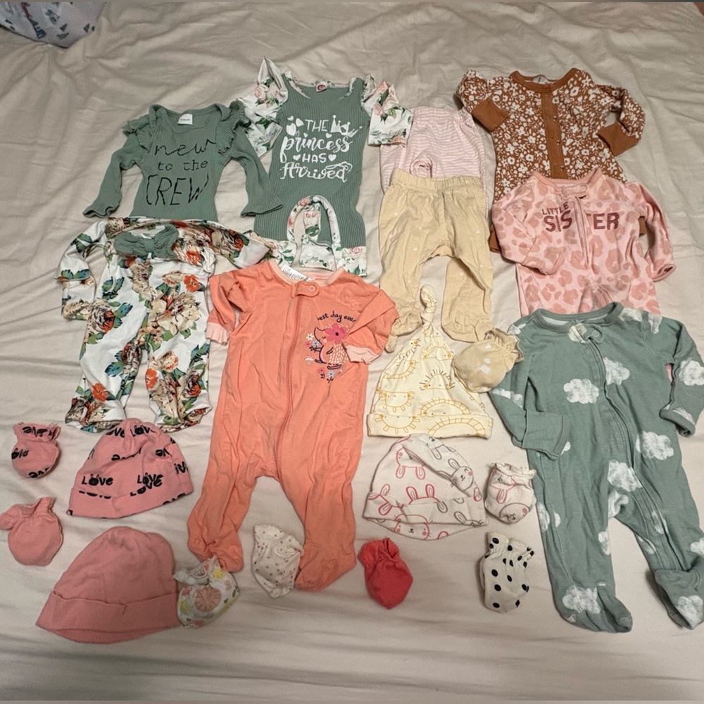 Bundle 21 pieces newborn baby girl outfits clothes footies pants hats cute